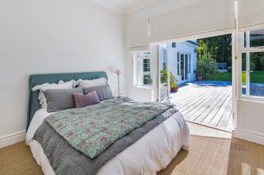 4 Bedroom Property for Sale in Constantia Western Cape